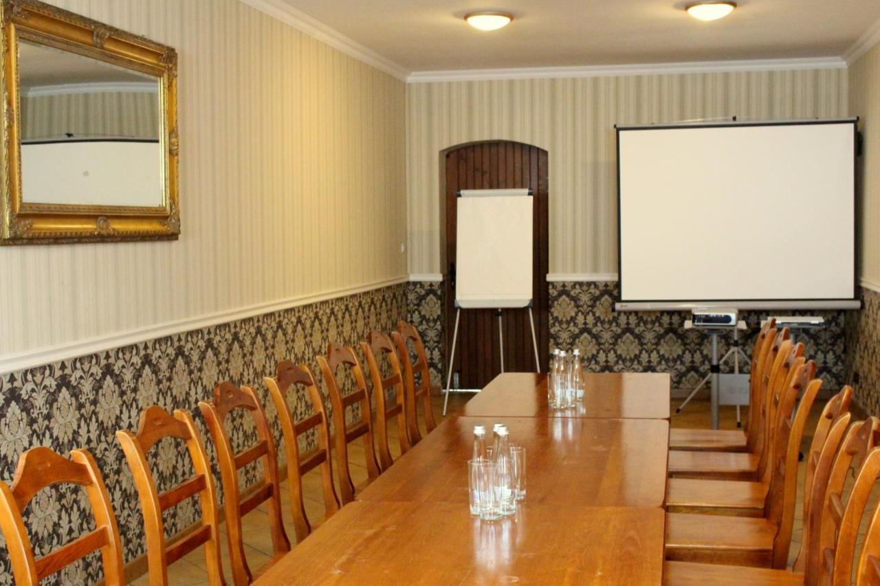 Palacyk Lakomin Hotel Lubiszyn Eksteriør billede